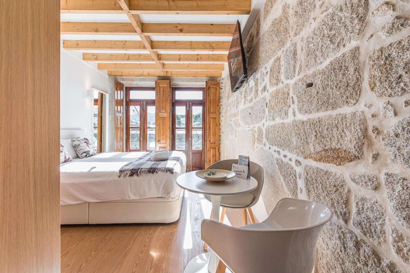 Guestready - Miragaia Stone Studios & Apartments Порту Екстер'єр фото