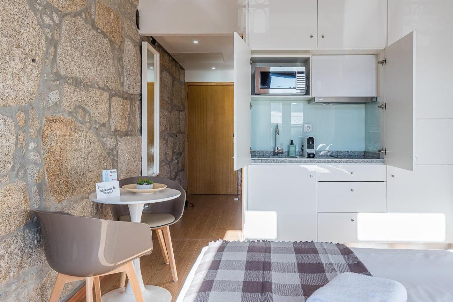 Guestready - Miragaia Stone Studios & Apartments Порту Екстер'єр фото