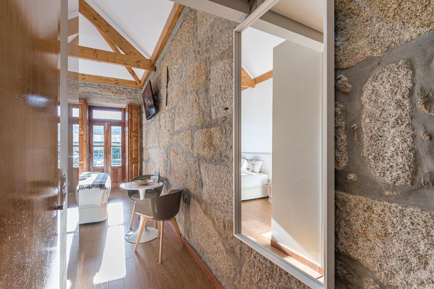 Guestready - Miragaia Stone Studios & Apartments Порту Екстер'єр фото