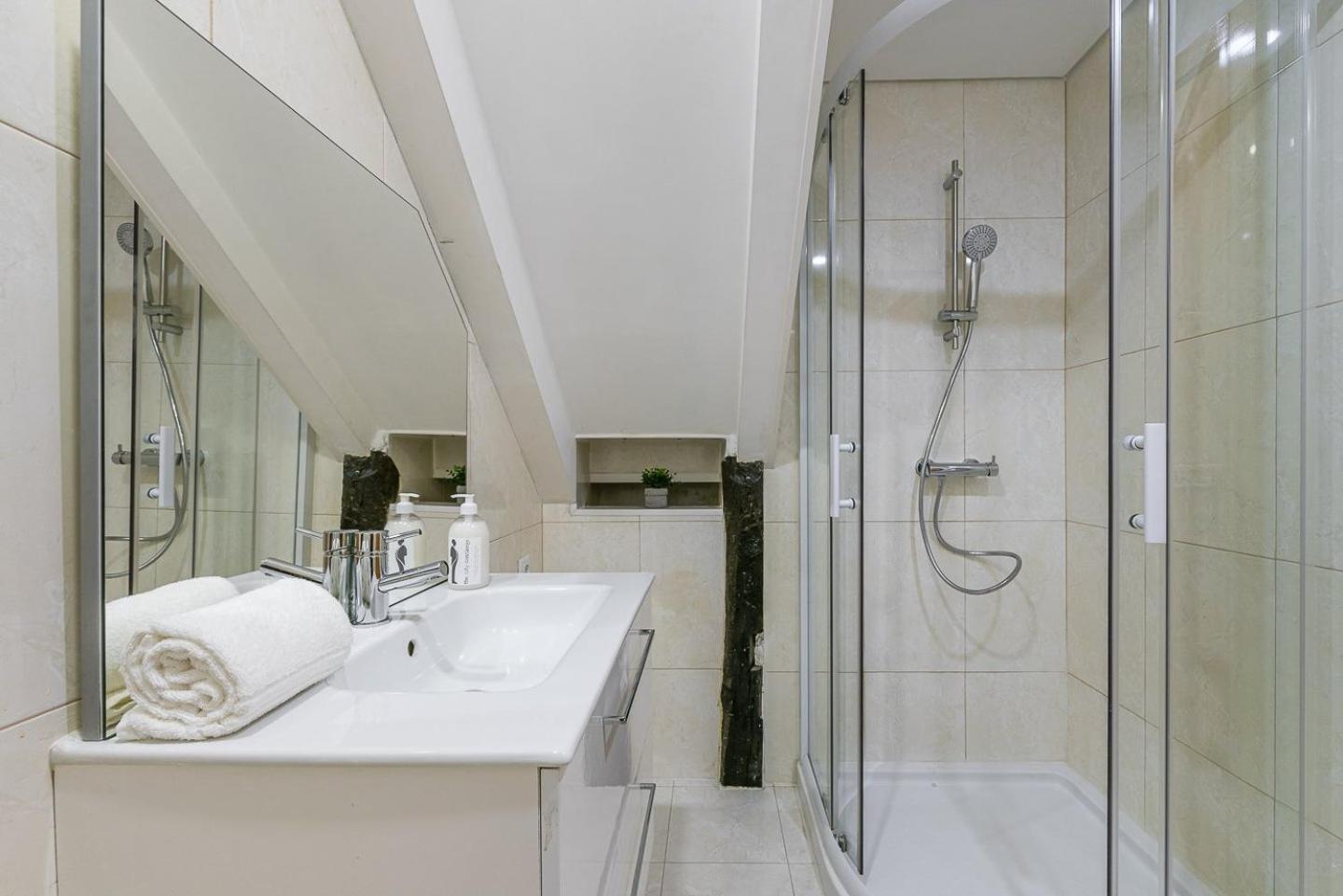 Guestready - Miragaia Stone Studios & Apartments Порту Екстер'єр фото